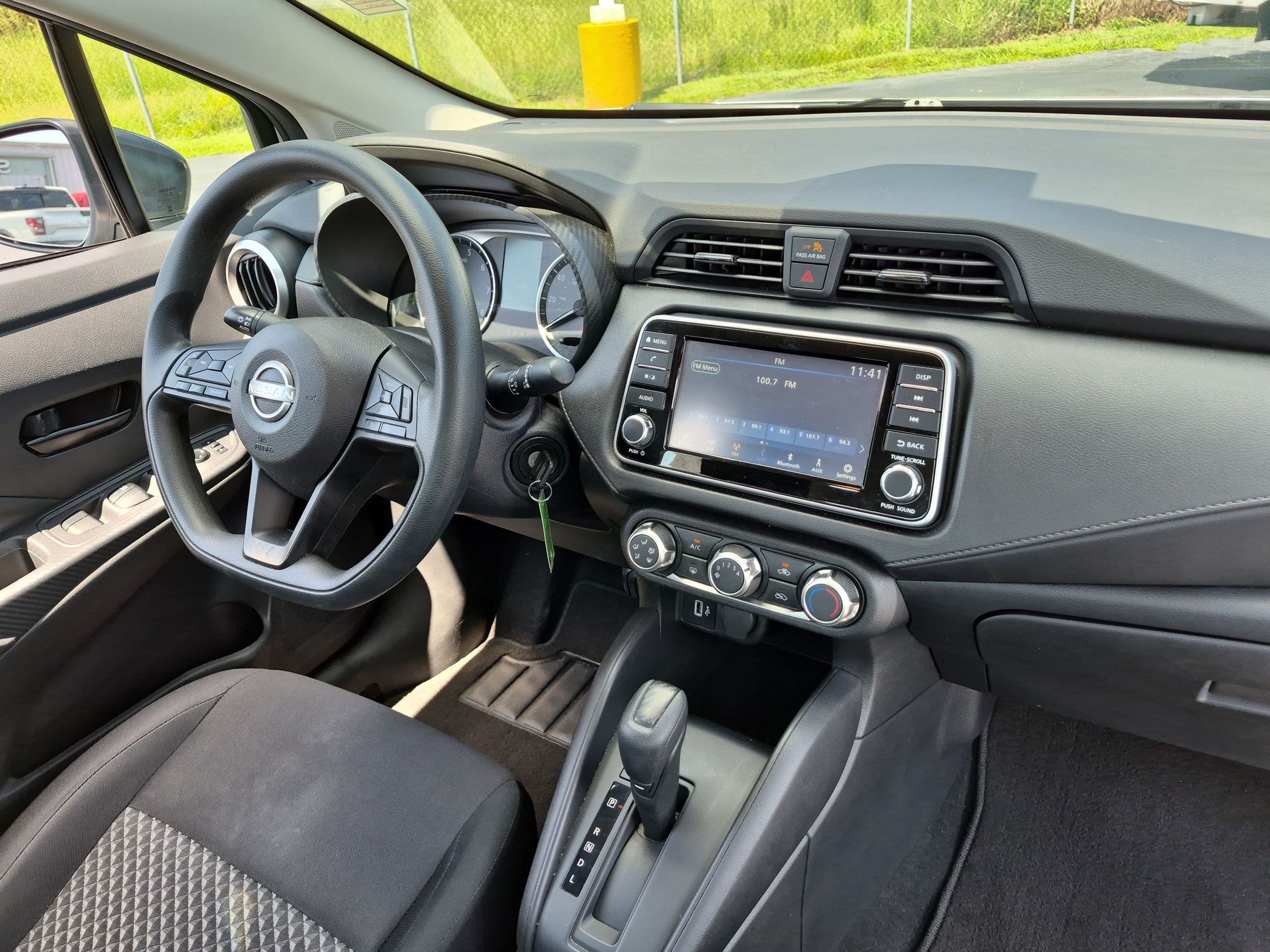 Used 2023 Nissan Versa S w/ S Plus Package FWD image 33