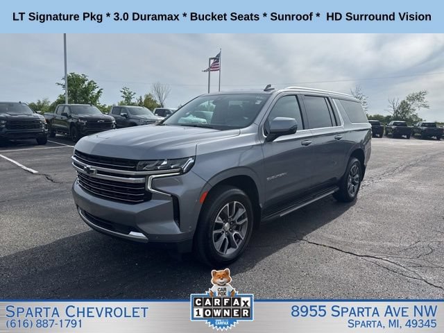 Used 2022 Chevrolet Suburban LT w/ LT Signature Plus Package AWD/4WD image 7