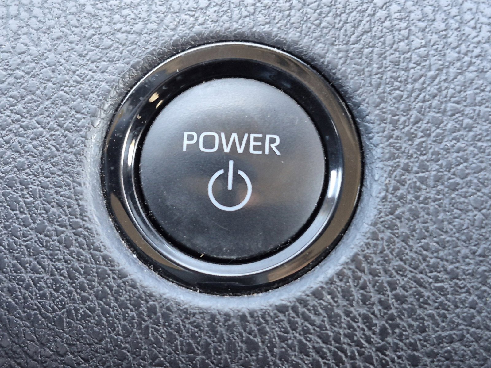 Certified 2025 Toyota Camry LE image 33