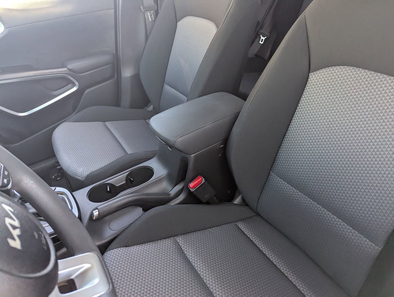 Used 2025 Kia Soul S FWD image 14