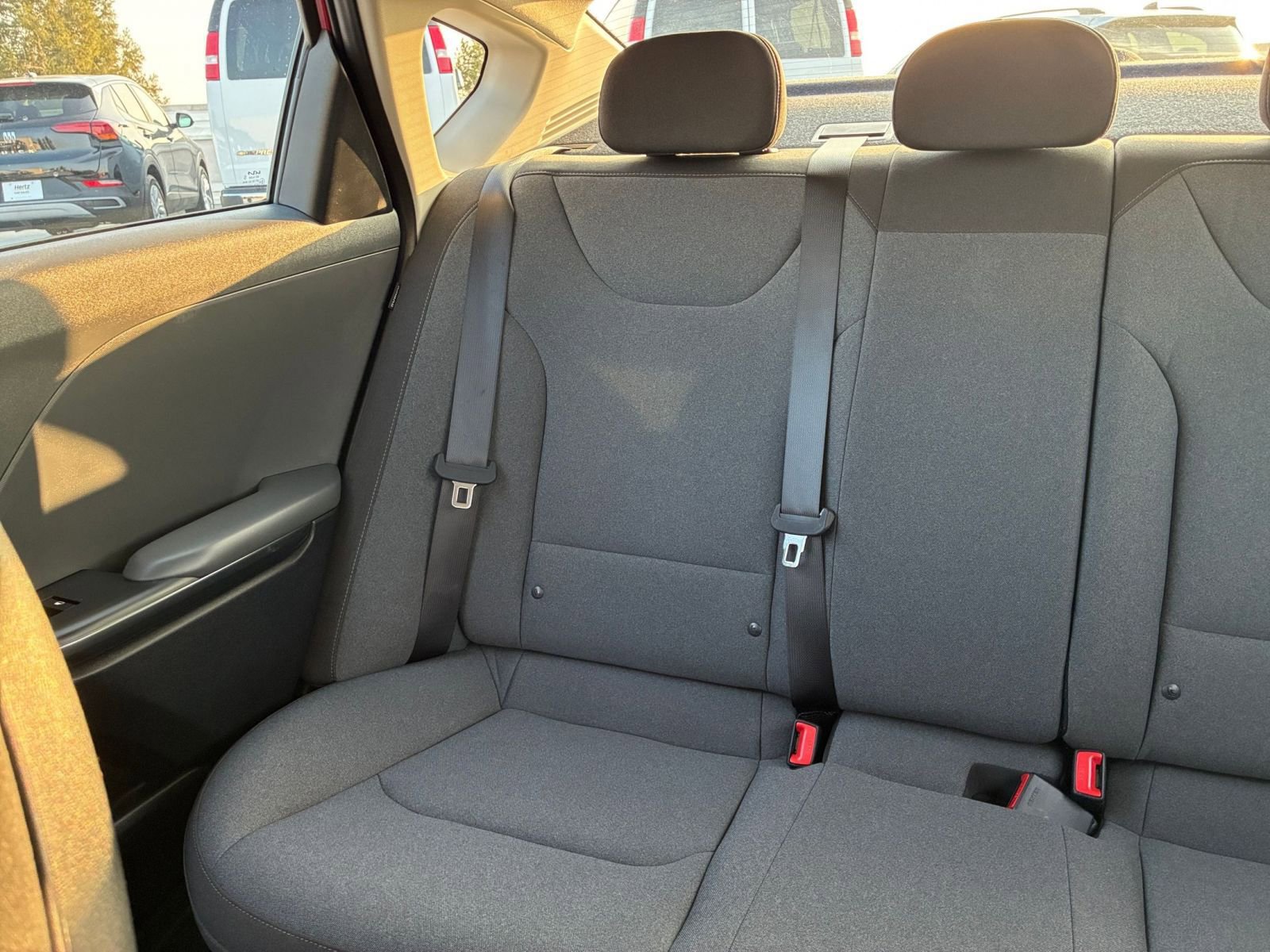 Used 2025 Kia K4 LXS image 39