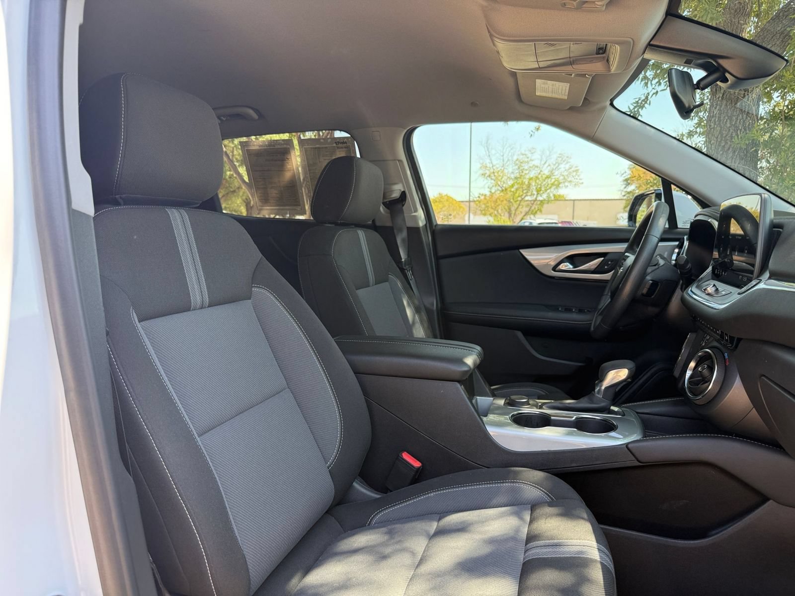 Used 2026 Chevrolet Blazer LT FWD image 36
