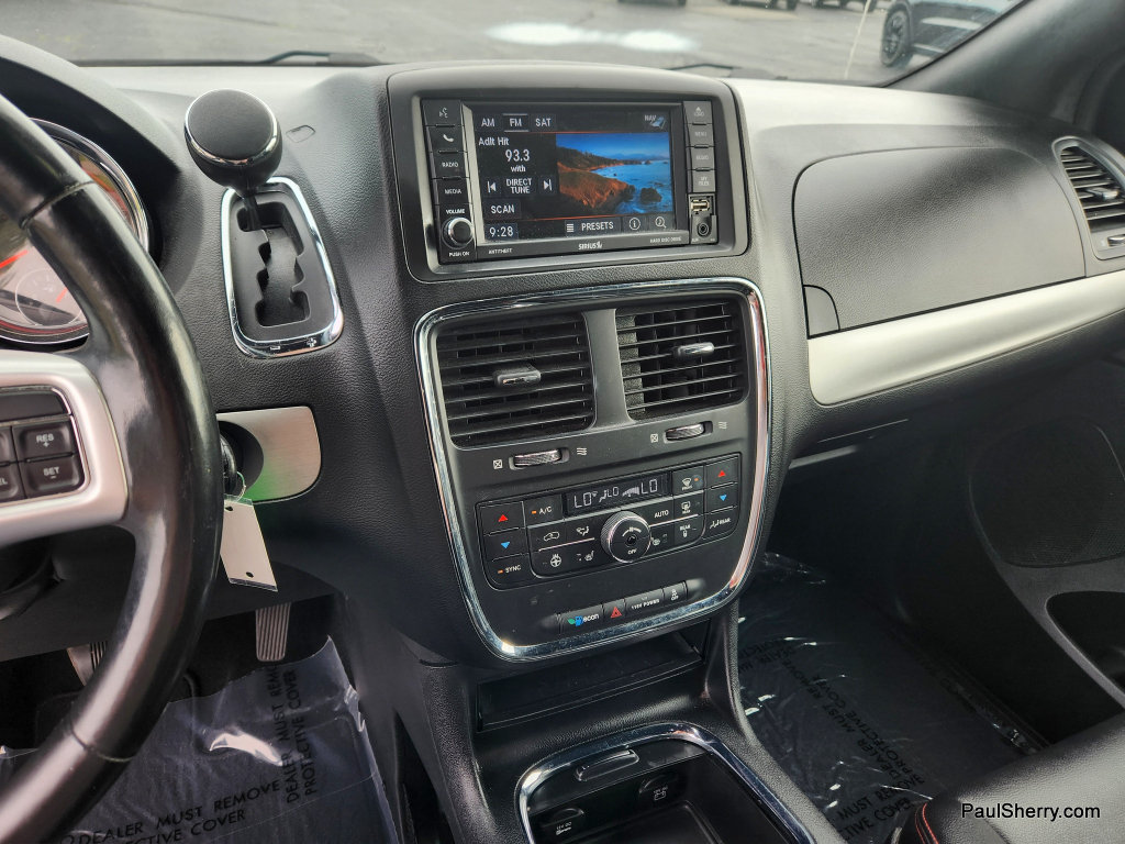 Used 2019 Dodge Grand Caravan GT FWD image 43
