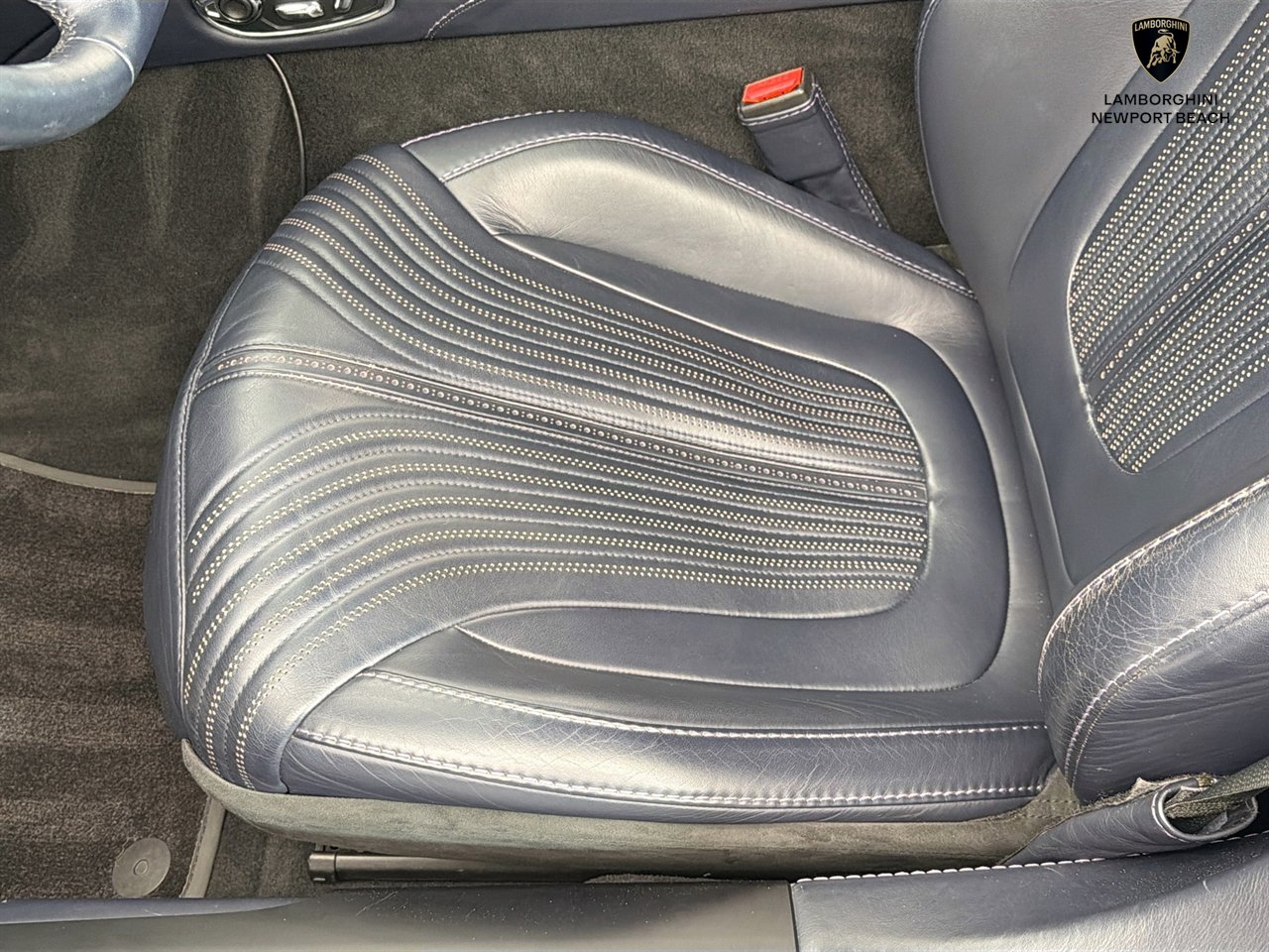 Used 2017 Aston Martin DB11 V12 RWD image 20