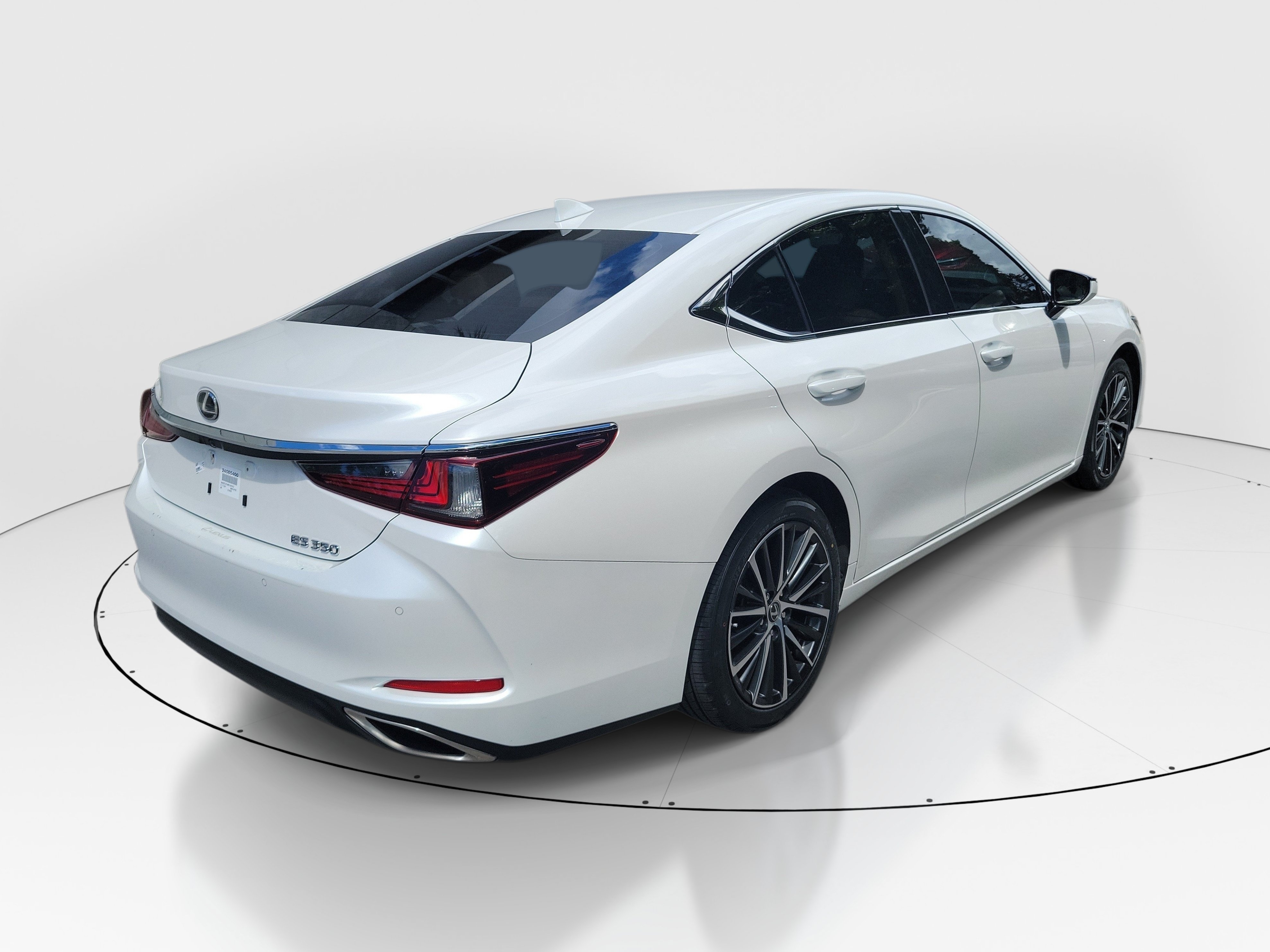 Used 2024 Lexus ES 350 w/ Premium Package FWD image 6
