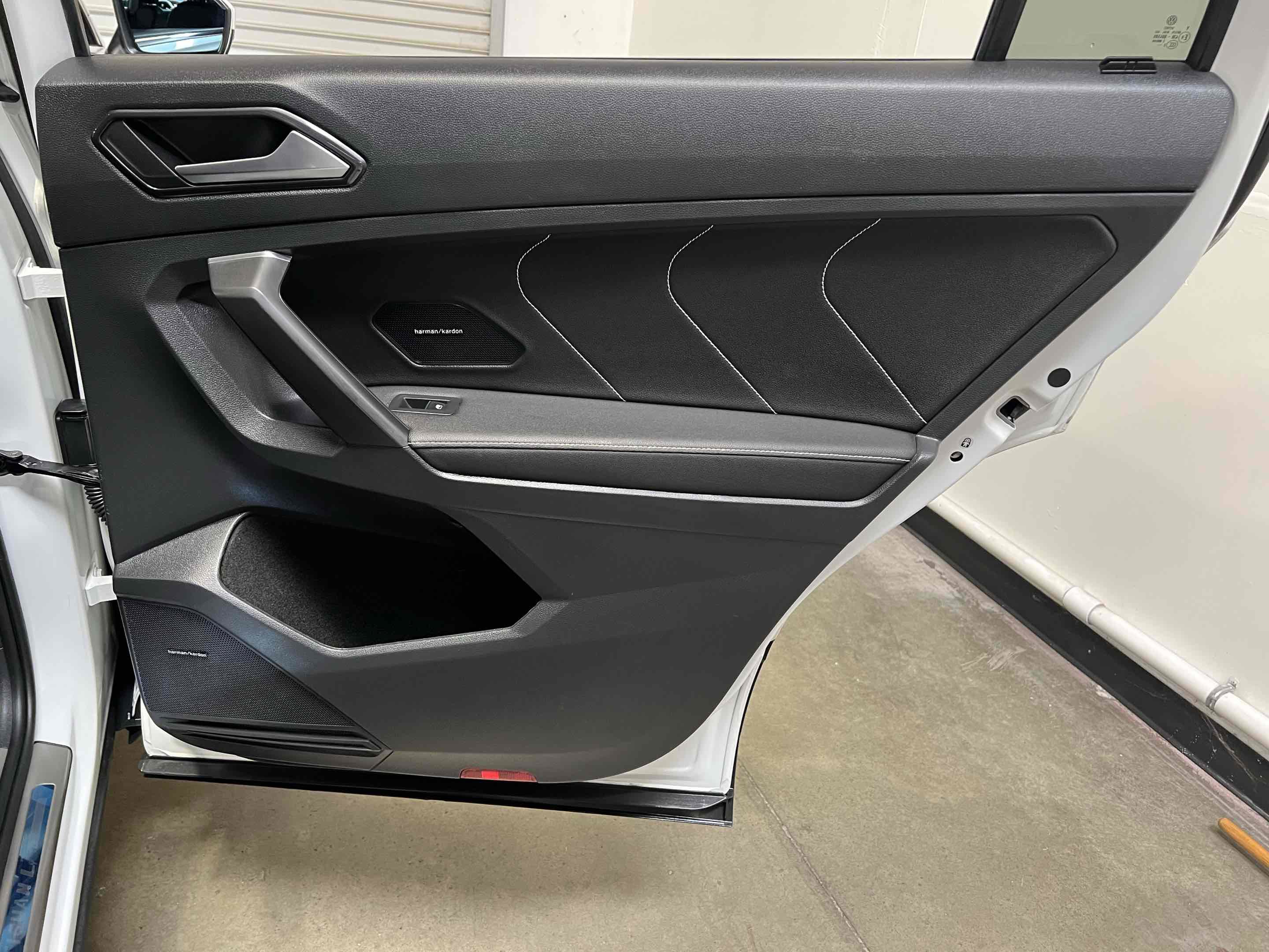 Used 2023 Volkswagen Tiguan SE w/ Panoramic Sunroof Package image 75