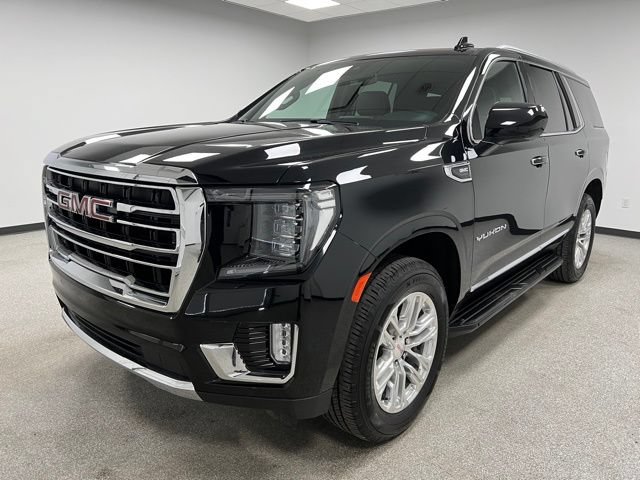 Used 2024 GMC Yukon SLT AWD/4WD image 4