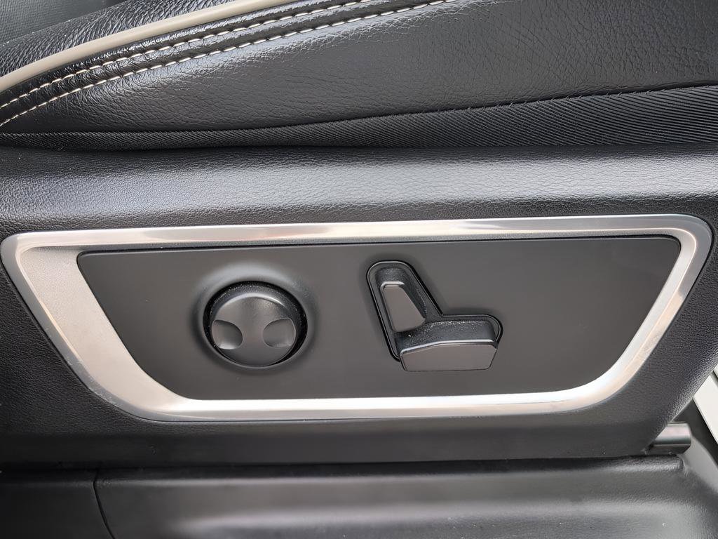 Used 2023 RAM 1500 Laramie image 38