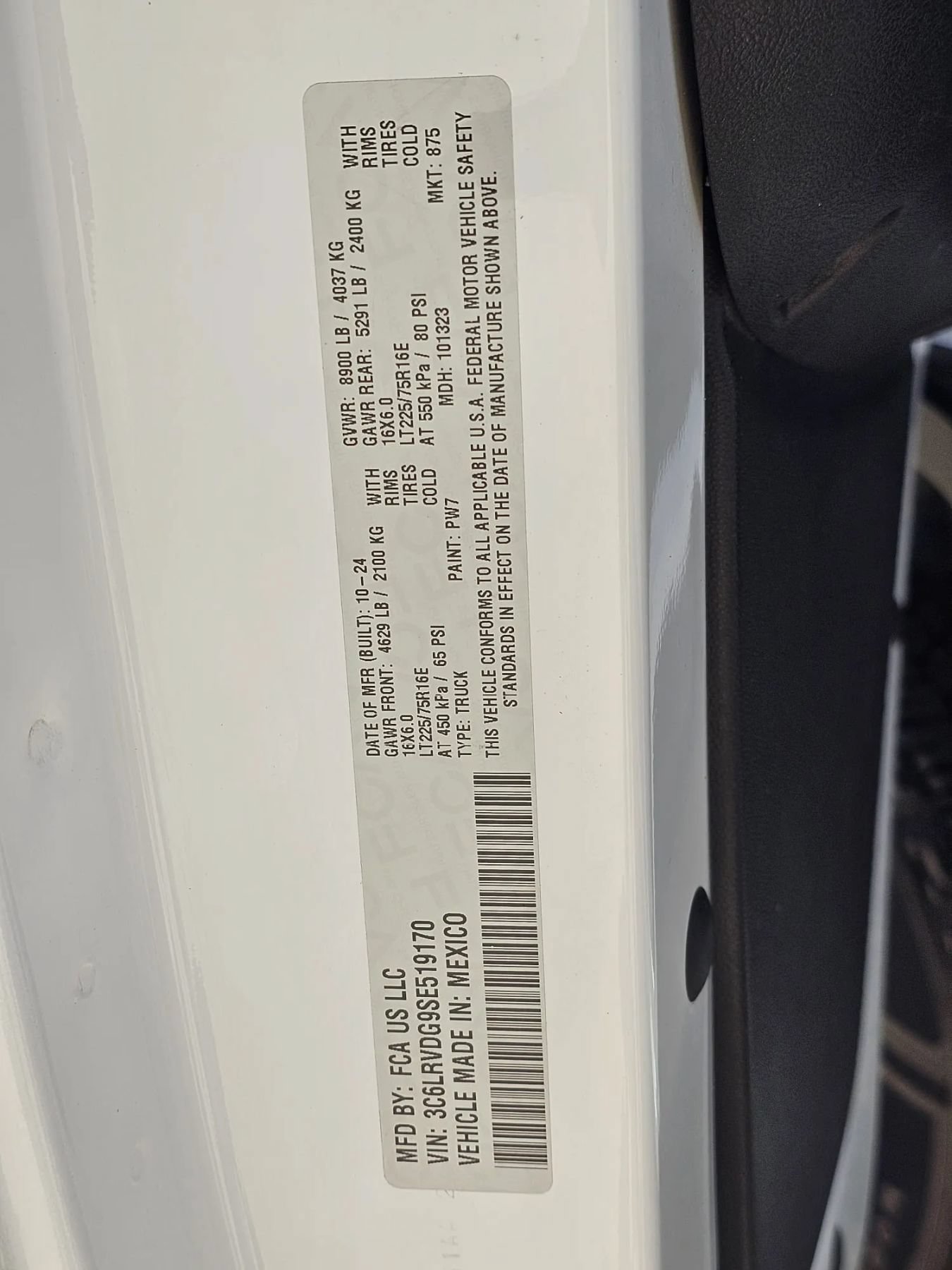 Used 2025 RAM ProMaster 2500 w/ Convenience Group FWD image 31