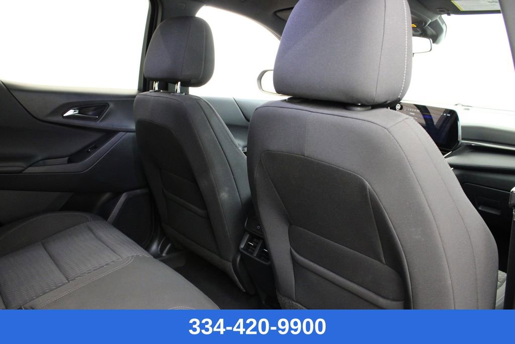 Used 2025 Chevrolet Equinox LT image 18