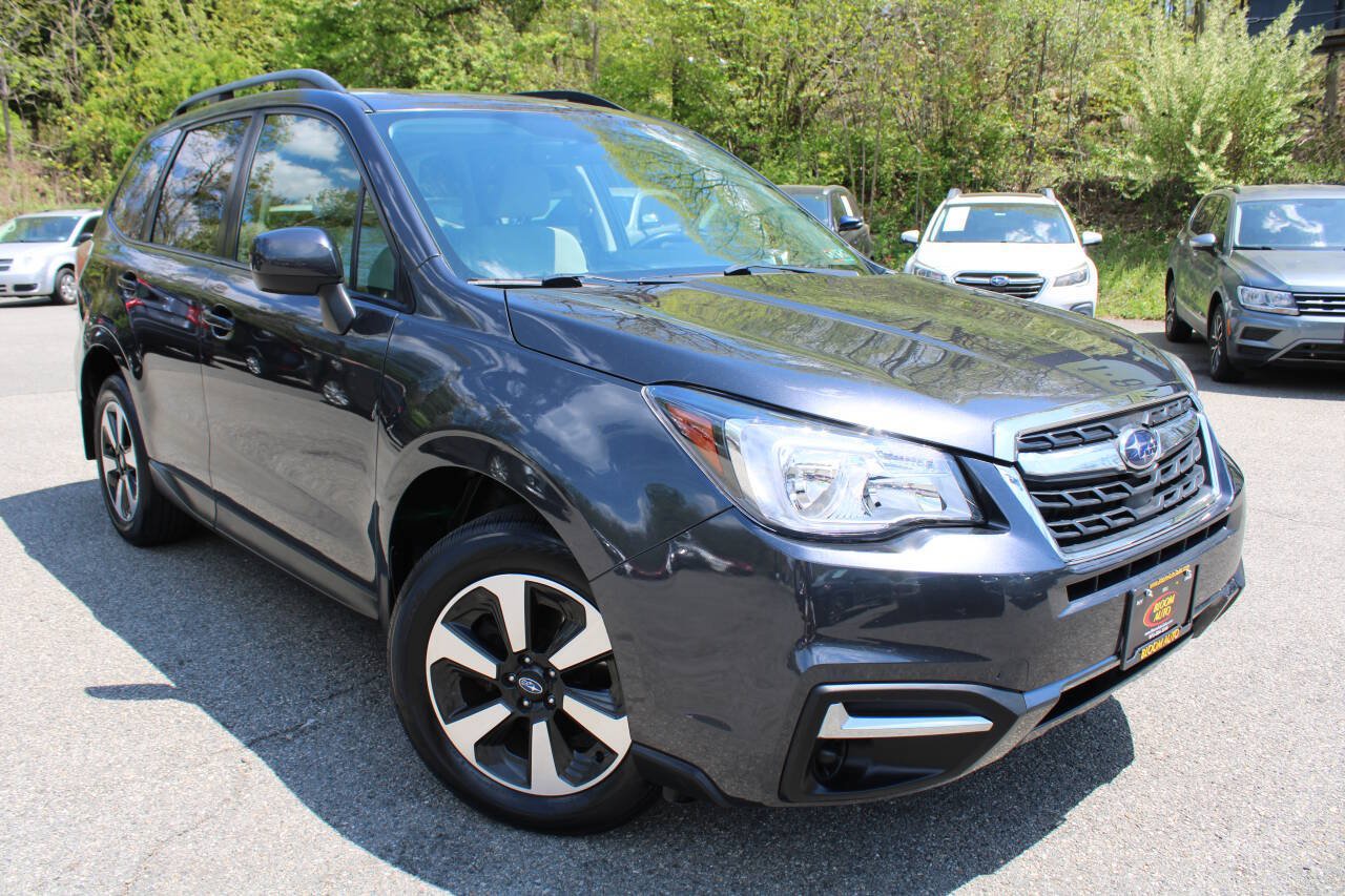 Used 2018 Subaru Forester 2.5i Premium w/ Protection Package #1 AWD/4WD image 4