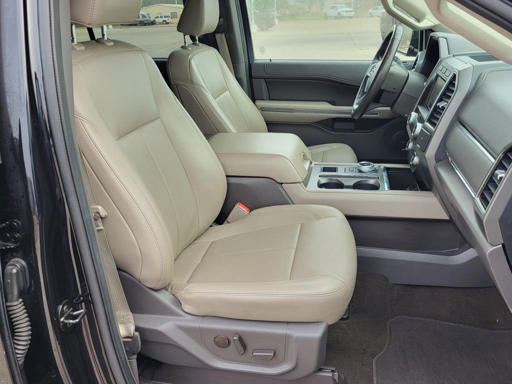 Used 2021 Ford Expedition XLT image 10