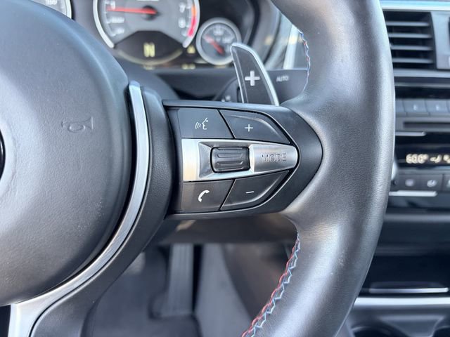 Used 2020 BMW M4 Coupe w/ Competition Package RWD image 9