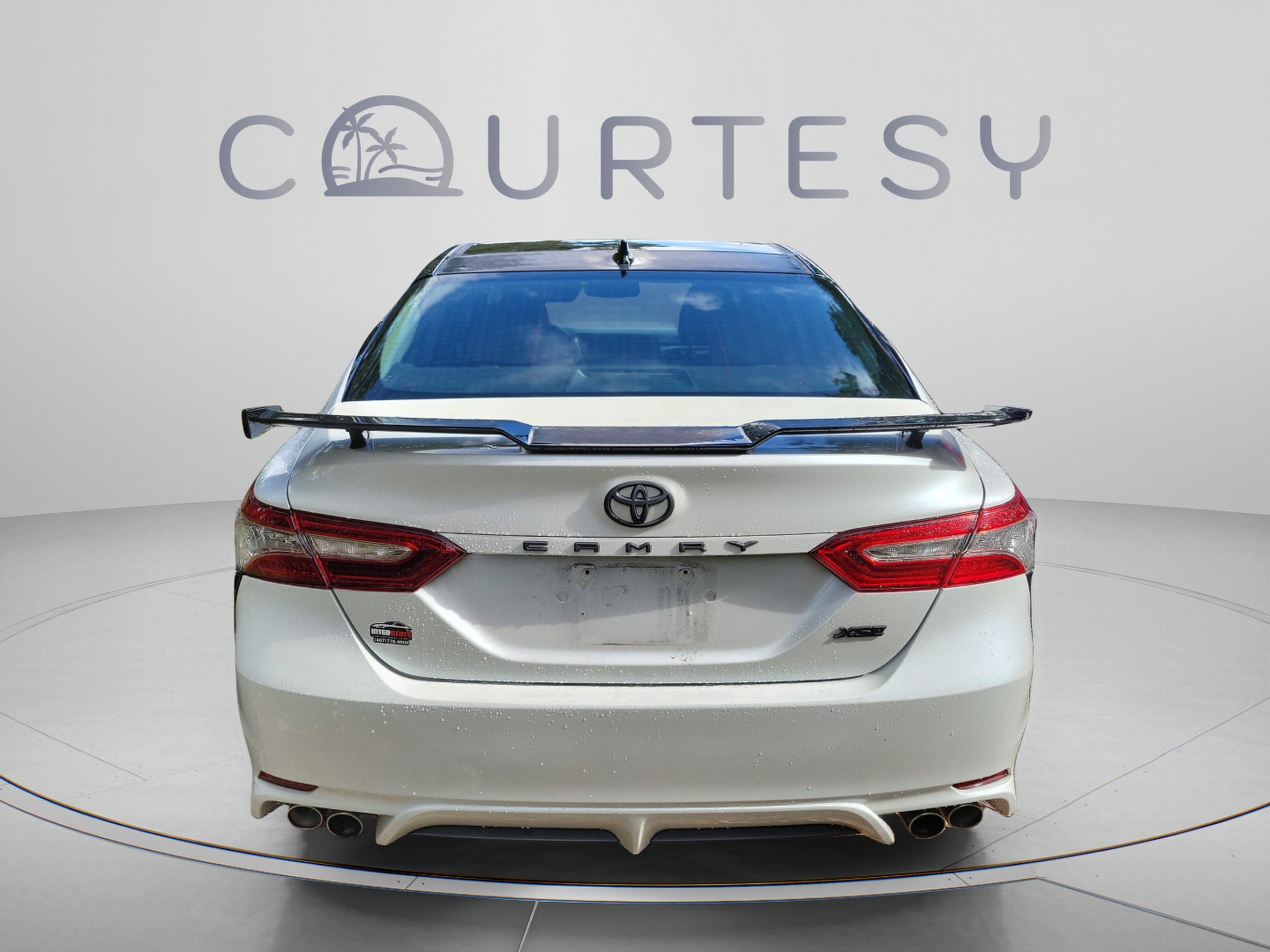 Used 2019 Toyota Camry XSE FWD image 13