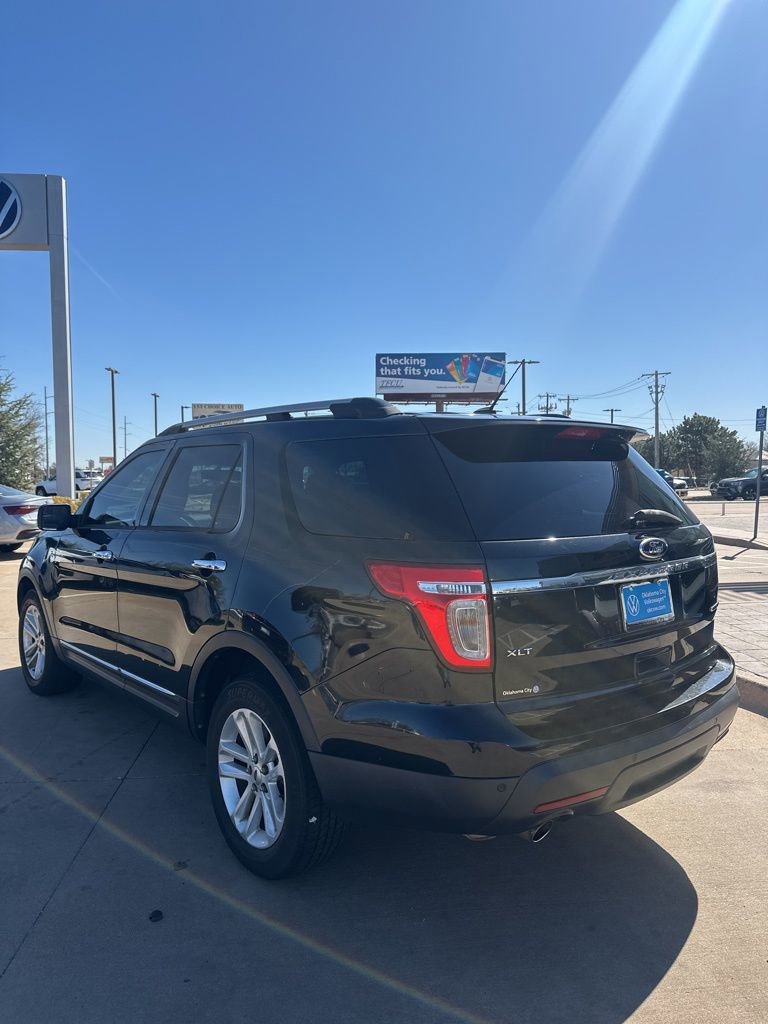 Used 2013 Ford Explorer XLT image 7