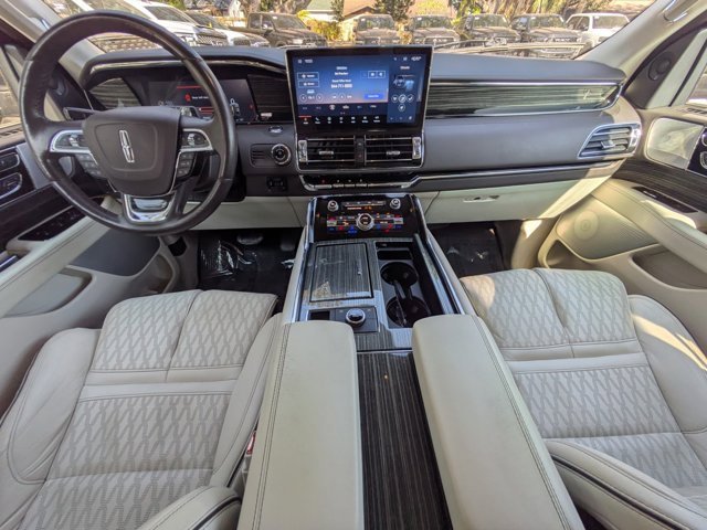 Used 2022 Lincoln Navigator L Black Label image 13