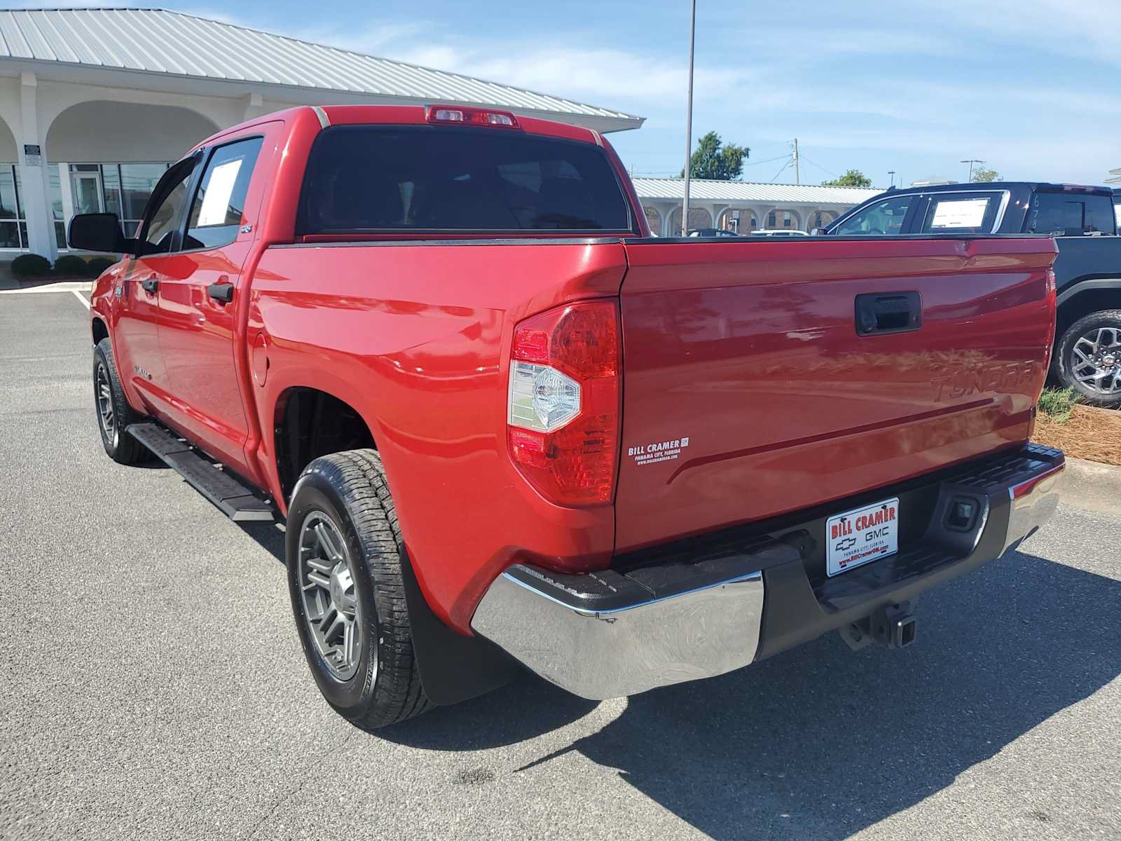 Used 2016 Toyota Tundra SR5 w/ SR5 Upgrade Package RWD image 3