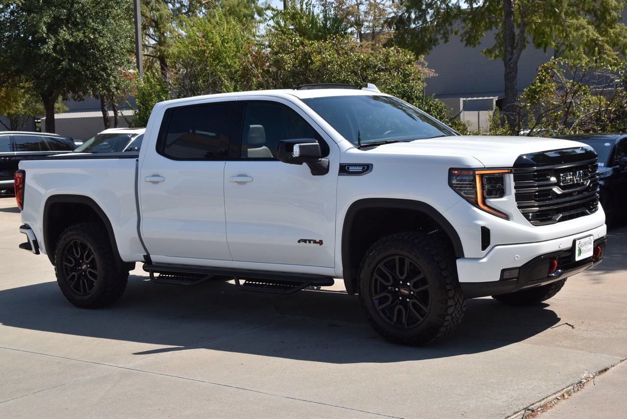 Used 2026 GMC Sierra 1500 AT4 w/ AT4 Premium Package AWD/4WD image 5