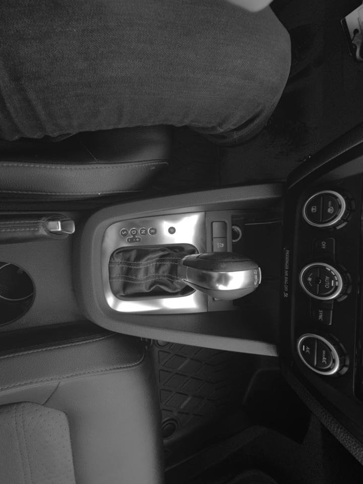 Used 2013 Volkswagen Jetta GLI Autobahn FWD image 23