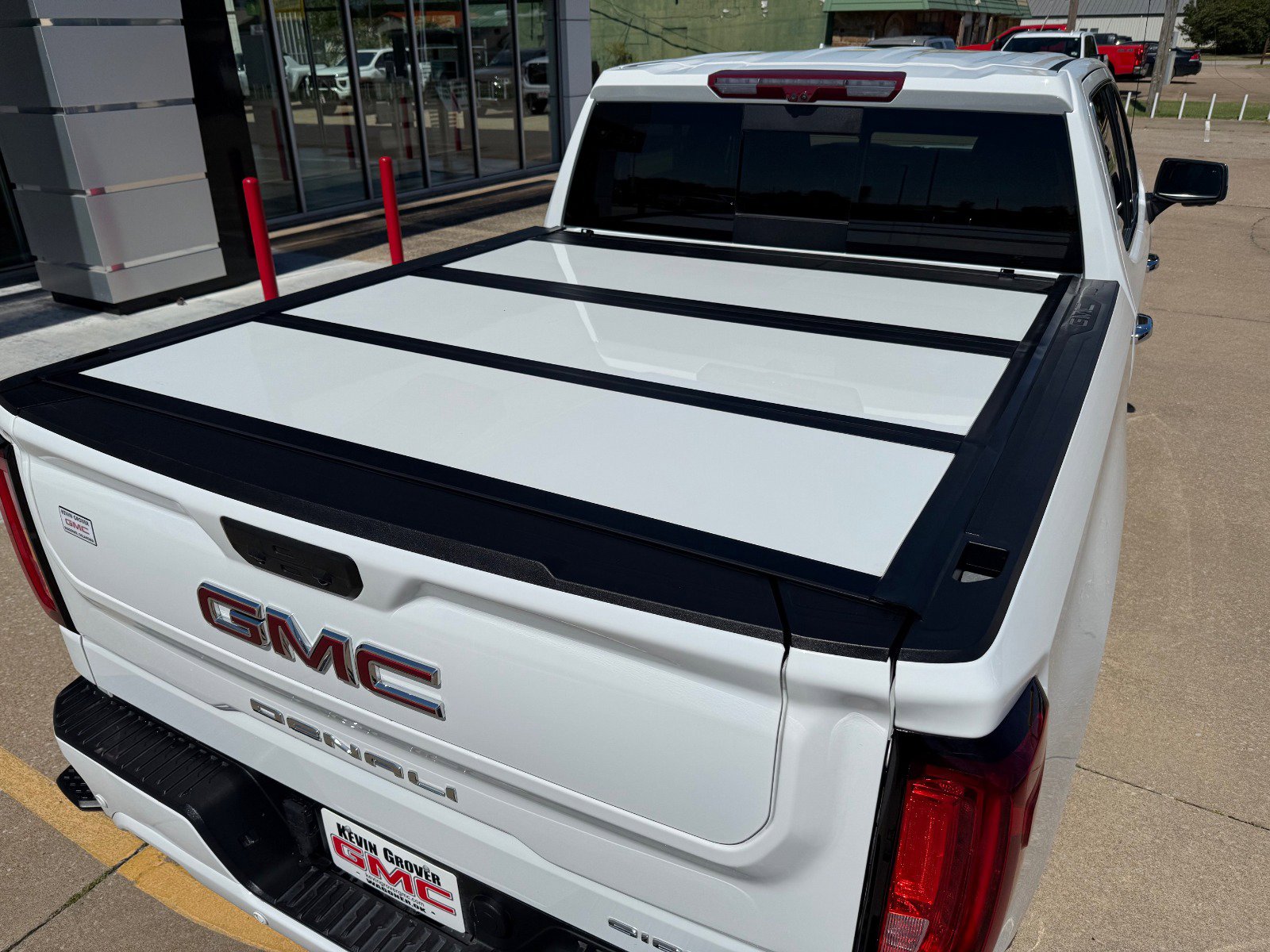 Certified 2024 GMC Sierra 1500 Denali image 5