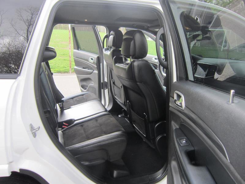 Used 2020 Jeep Grand Cherokee Altitude image 9