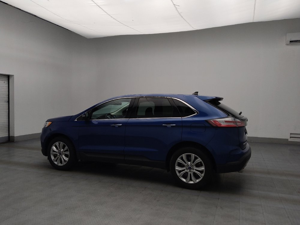 Used 2022 Ford Edge Titanium image 3