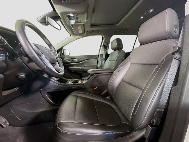 Used 2023 GMC Acadia SLT w/ Preferred Package FWD image 21