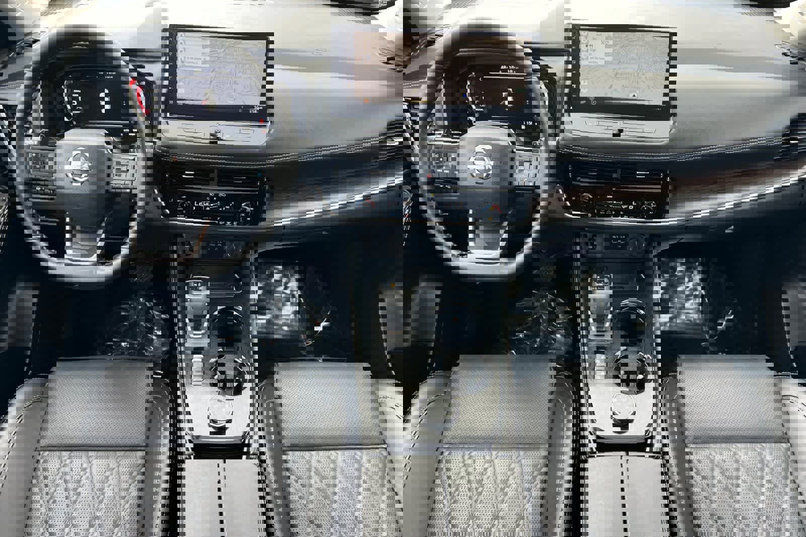 Certified 2025 Nissan Rogue Platinum w/ Platinum Premium Package image 4