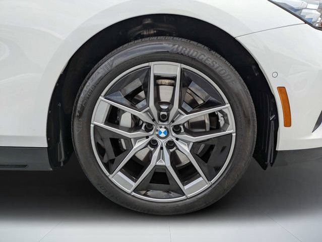 Used 2026 BMW 530i xDrive AWD/4WD image 4