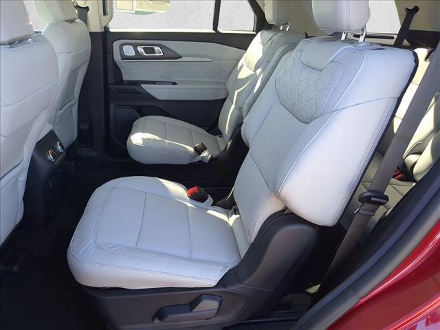New 2025 Ford Explorer Platinum w/ Ultimate Package image 15