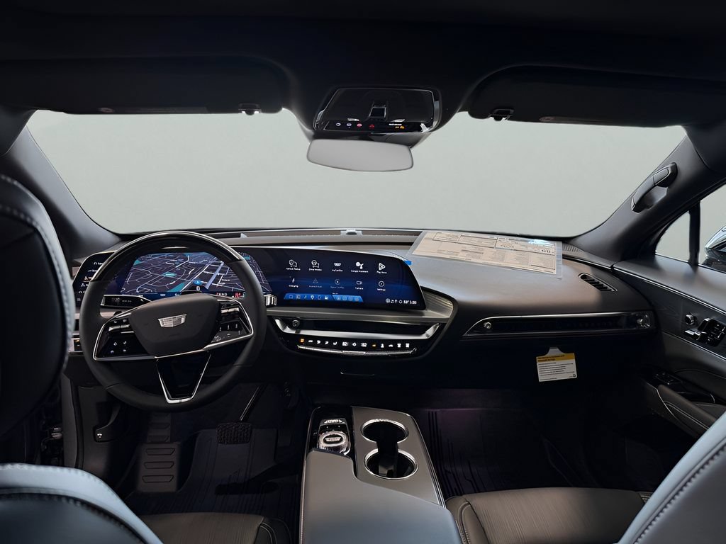 New 2026 Cadillac Lyriq Sport w/ LPO, Floor Liner Package AWD/4WD image 9