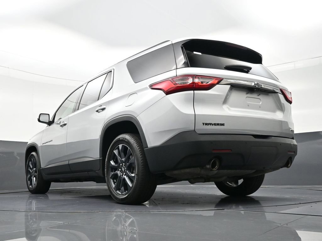 Used 2021 Chevrolet Traverse RS FWD image 27
