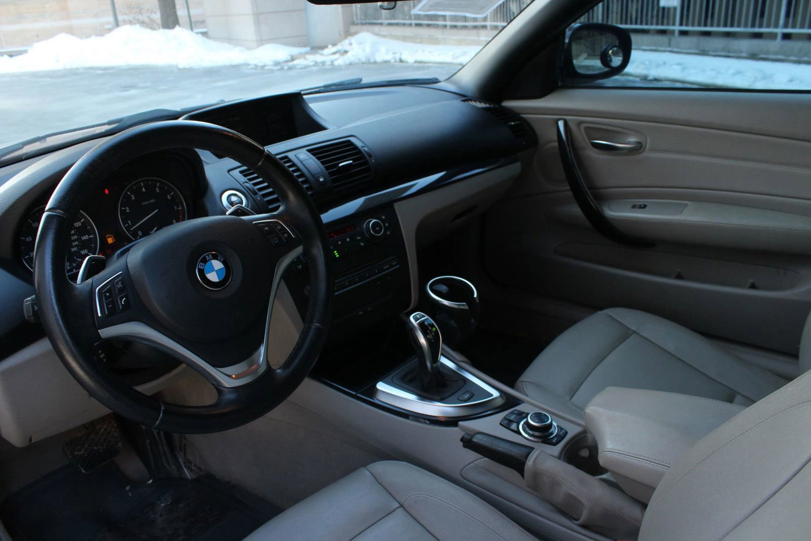 Used 2012 BMW 135i Convertible RWD image 16