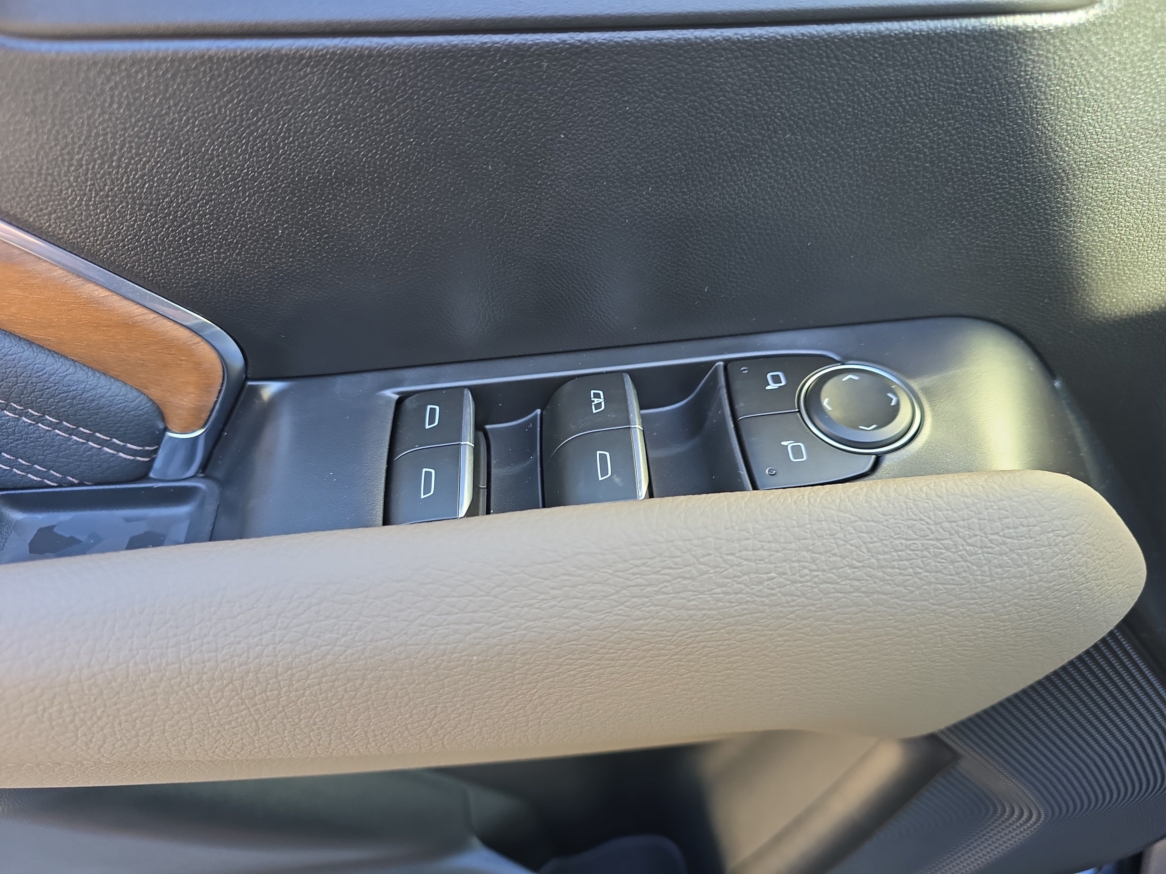 New 2026 GMC Canyon Denali AWD/4WD image 19