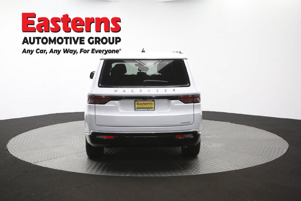 Used 2024 Jeep Wagoneer Series II w/ Flexible Seating Group RWD image 42