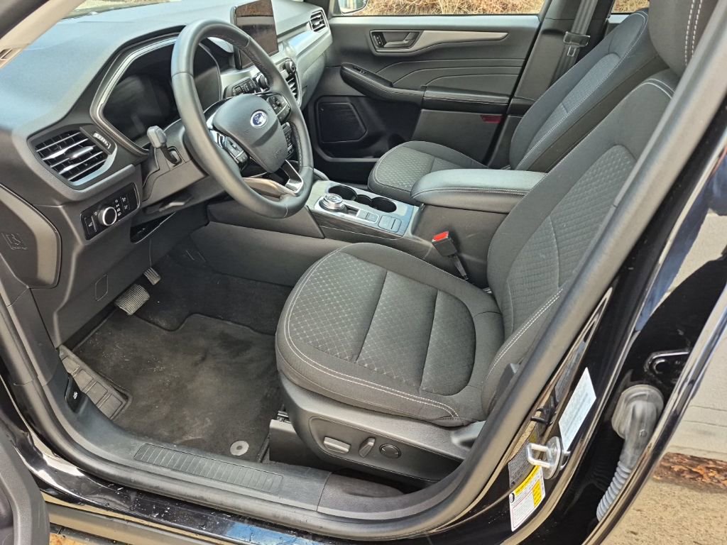 Certified 2024 Ford Escape Active image 15