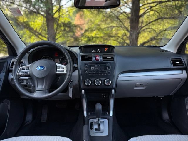 Used 2014 Subaru Forester 2.5i Premium w/ All-Weather Package AWD/4WD image 19
