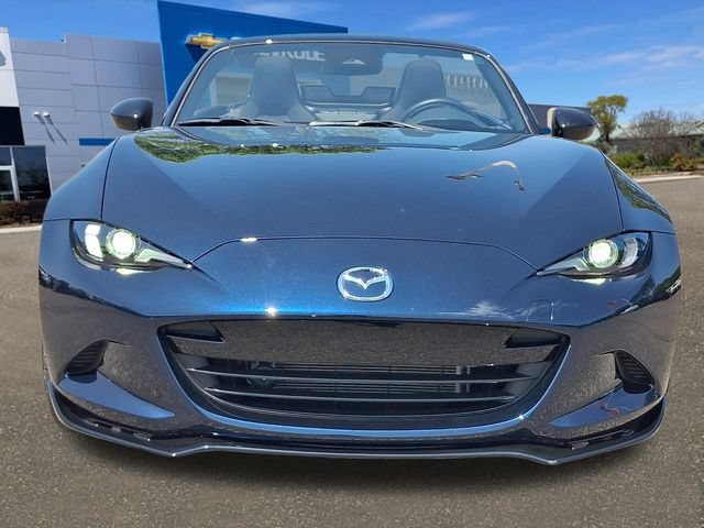 Used 2025 MAZDA MX-5 Miata Club w/ Appearance Package RWD image 19