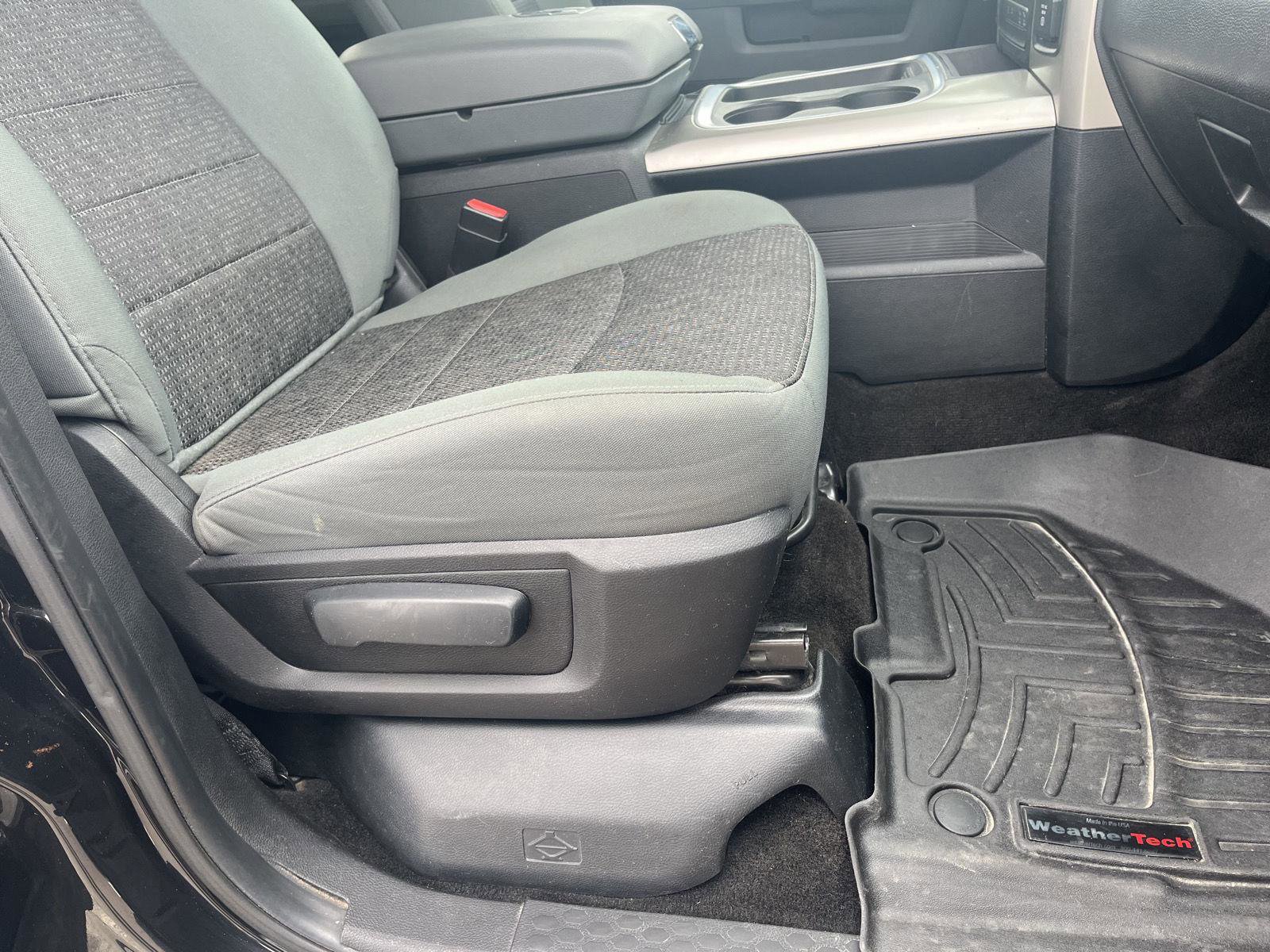 Used 2016 RAM 1500 Big Horn image 35