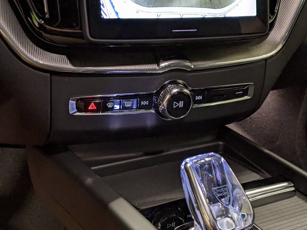 New 2026 Volvo XC60 T8 Polestar w/ Protection Package Premier AWD/4WD image 19