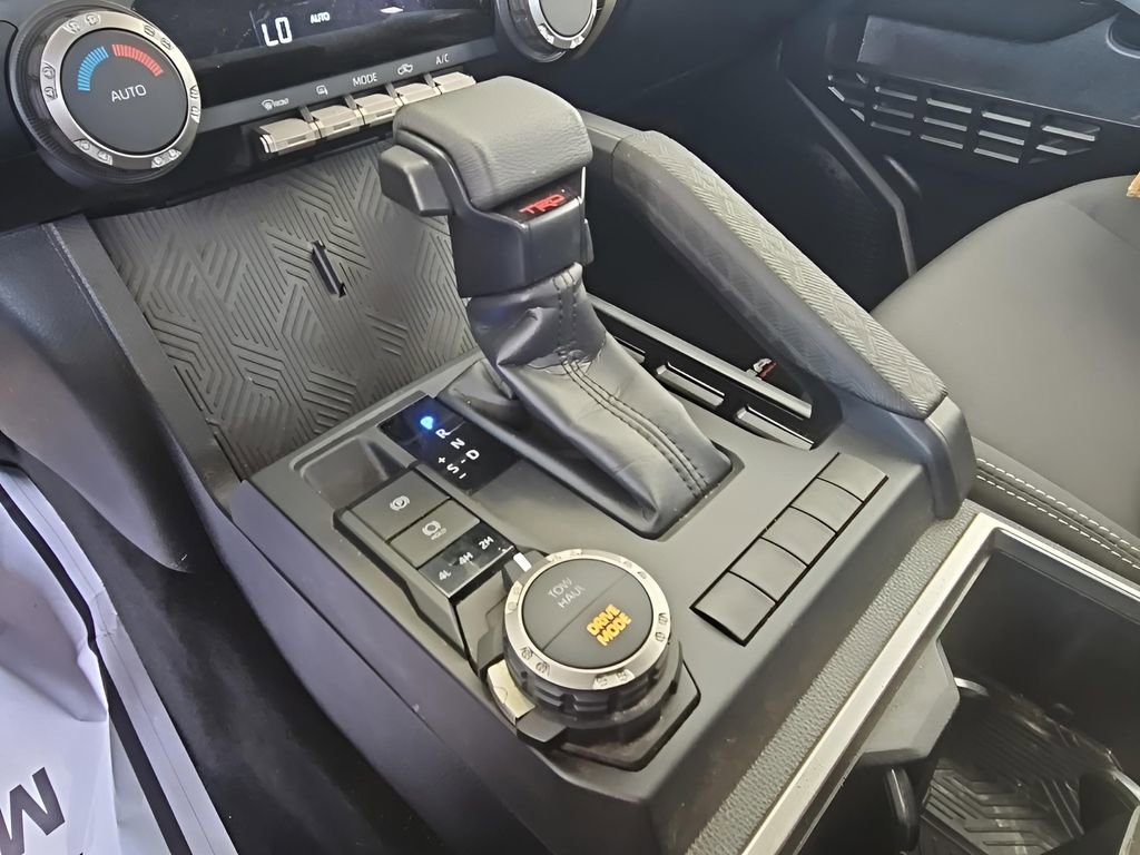 Used 2025 Toyota Tacoma TRD Sport image 37