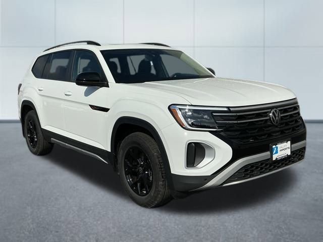 New 2025 Volkswagen Atlas Peak Edition SE