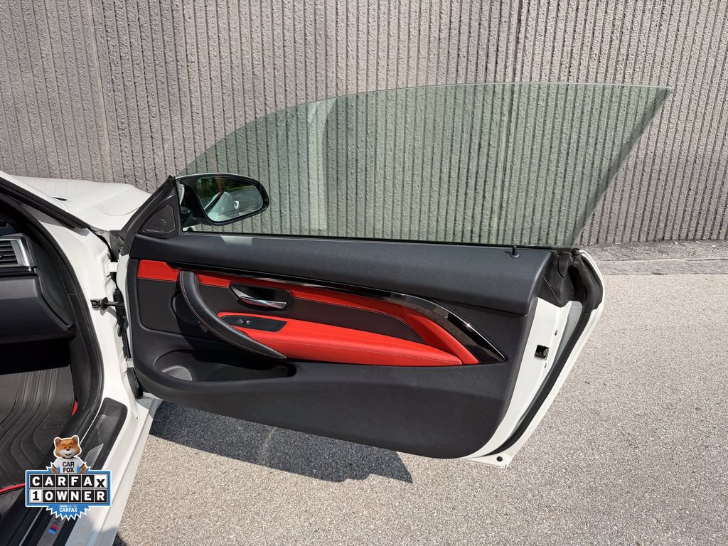Used 2016 BMW M4 Coupe RWD image 32