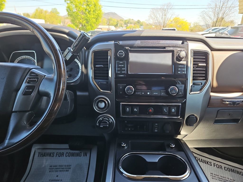 Used 2016 Nissan Titan Platinum Reserve image 18
