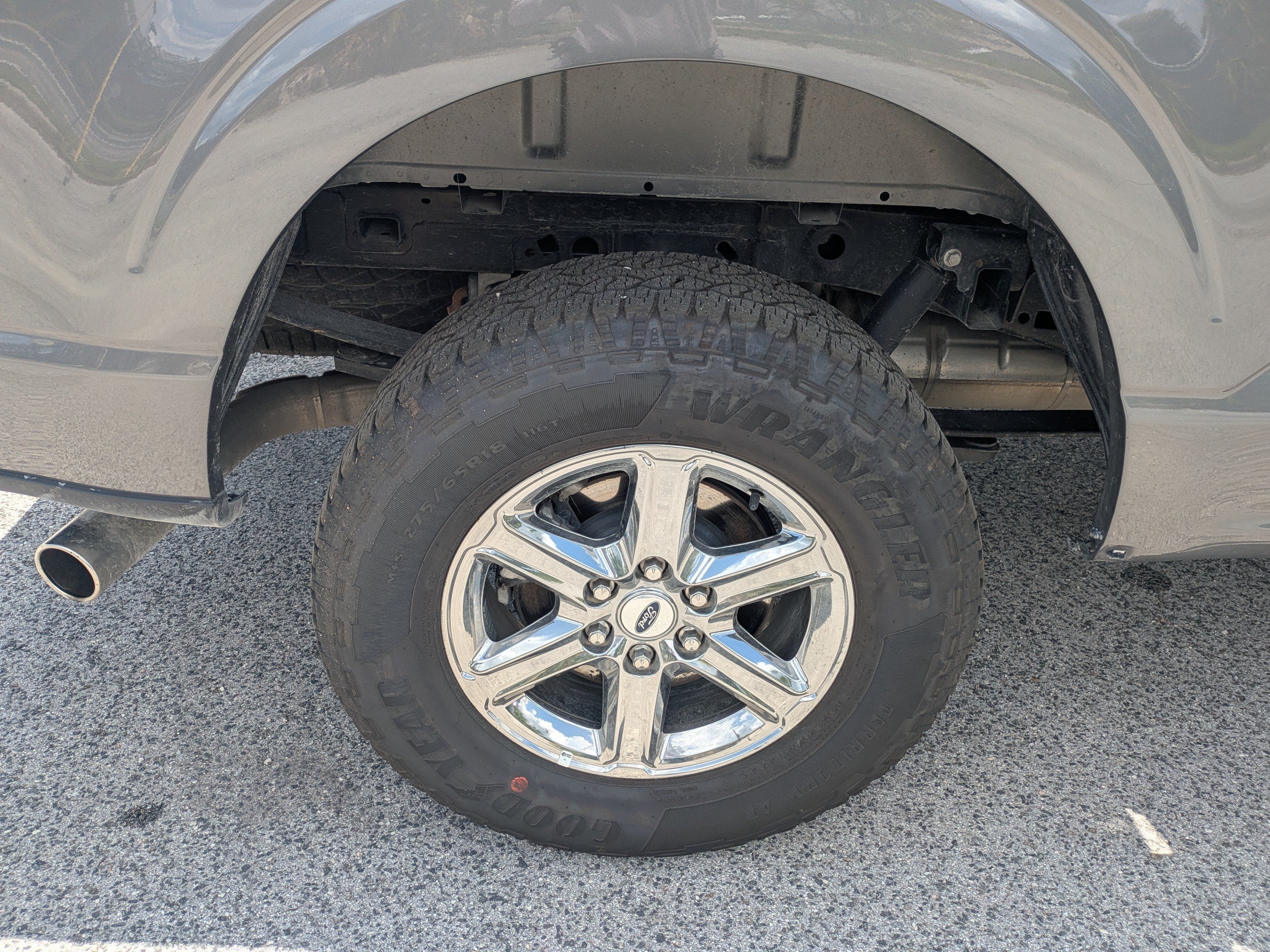 Used 2025 Ford F150 Lariat AWD/4WD image 11