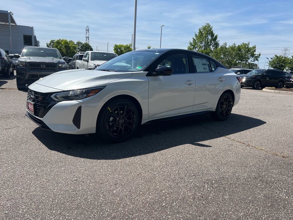 New 2025 Nissan Sentra SR w/ Midnight Edition image 8