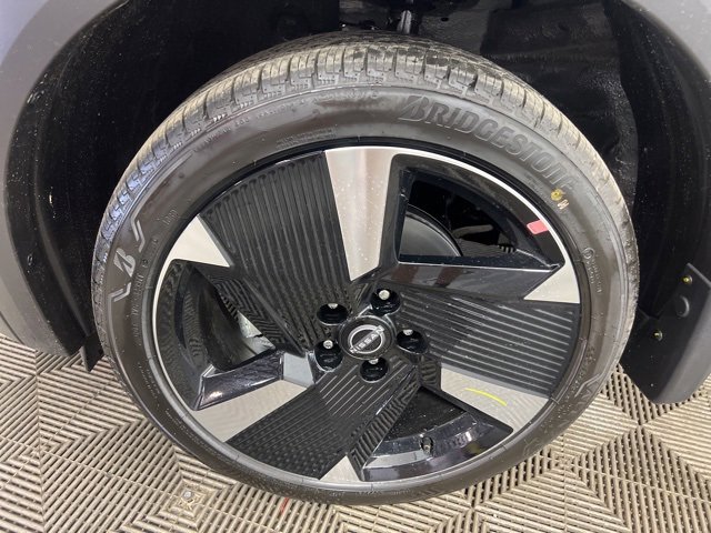 New 2026 Nissan Kicks SR w/ Cold Weather Package image 9