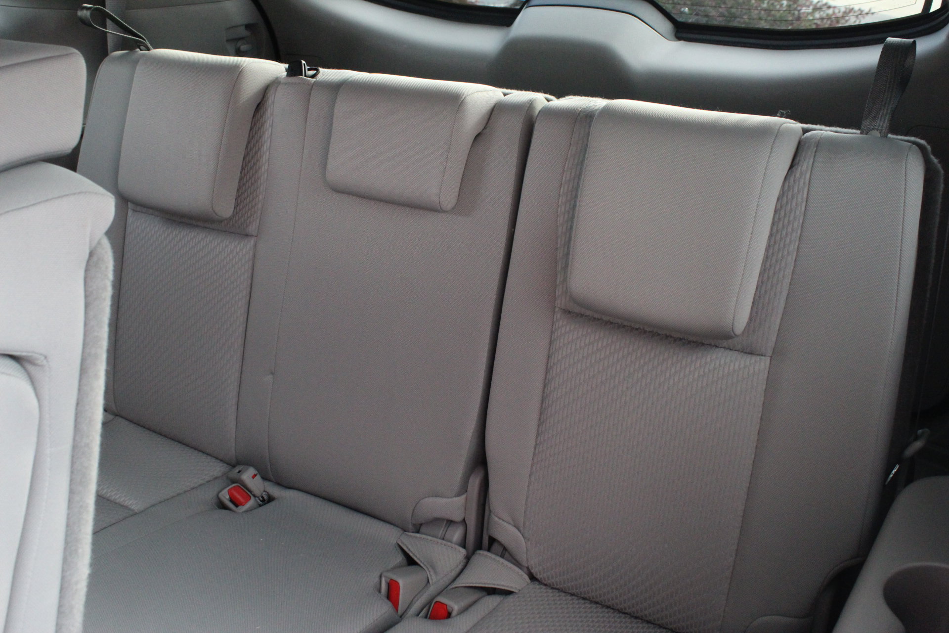 Used 2019 Toyota Highlander LE FWD image 25
