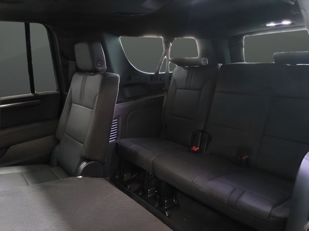 Used 2026 Chevrolet Suburban RST w/ Comfort Package AWD/4WD image 22