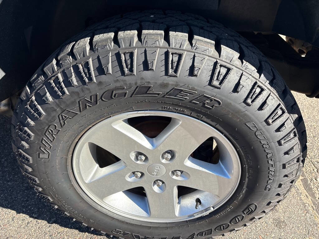 Used 2010 Jeep Wrangler Sport image 9